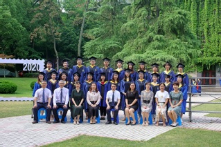 2020届河海大学水文院水文专业硕士2班毕业留念