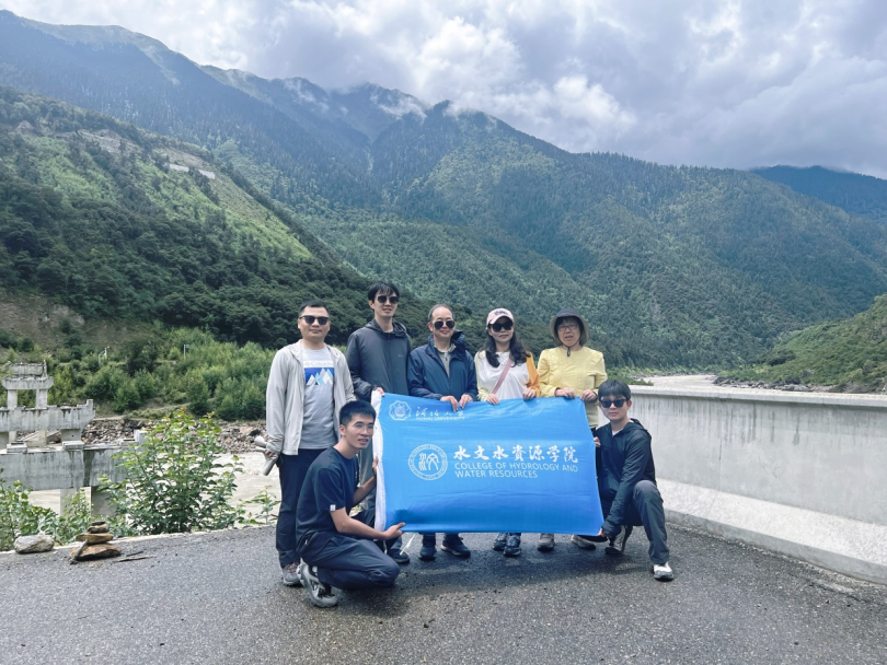赌博平台-十大网络赌博平台排名
开展雅鲁藏布江和色林错流域“径流解析与水文预报”科学考察