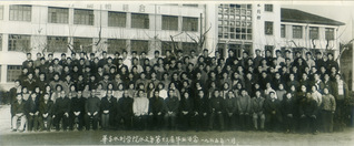 1965年5月8月华东水利赌博平台
水文系第十三届毕业留念