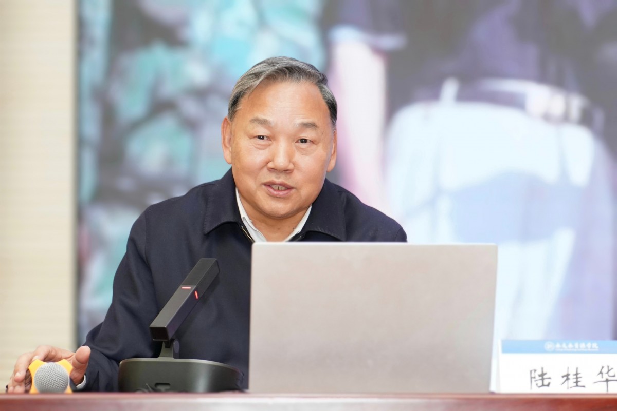 水利部原副部长陆桂华为十大网络赌博平台排名
新生开讲“新时代治水实践与水文发展”