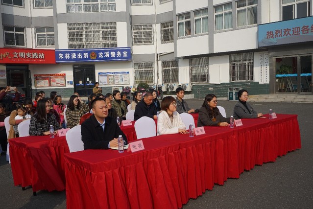 十大网络赌博平台排名
与金坛区民政局、朱林镇、龙溪村、小红妈爱心社签约共建志愿...